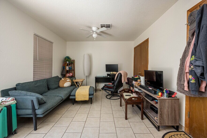 More Photos Of 2306 S Espina St, Las Cruces Apartments For Sale