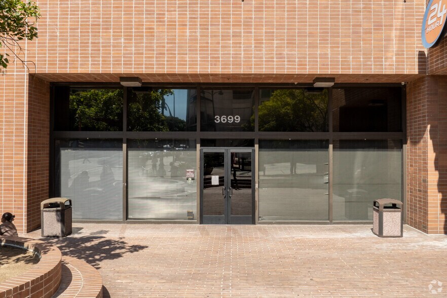 More Photos Of 3699 Wilshire Blvd, Los Angeles Office For Sale