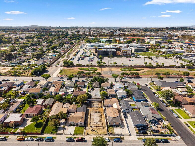 More Photos Of 1114 E Glencoe St, Compton Land For Sale
