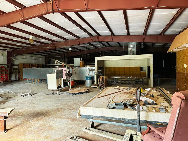 More Photos Of 391 Dumas Bailey Rd, Picayune Flex For Sale