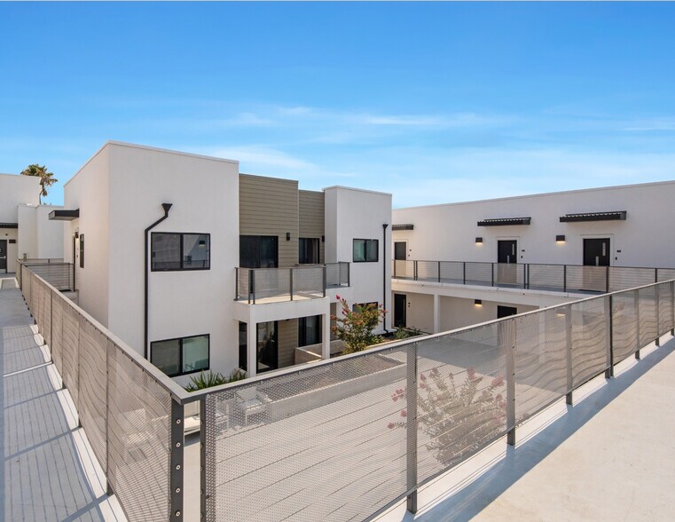 More Photos Of 1300 W Mission Blvd, Pomona Apartments For Sale
