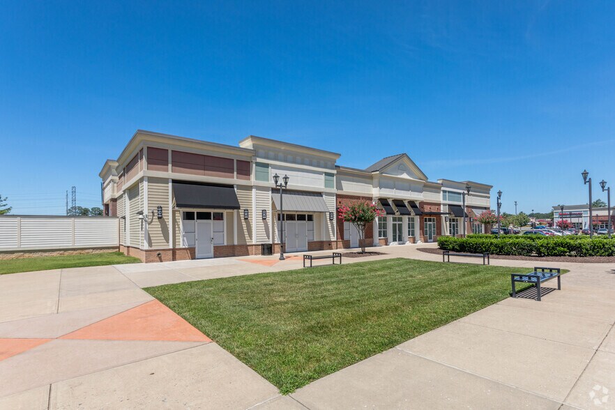 More Photos Of Midlothian Tpke, Chesterfield Unknown For Lease