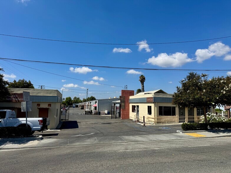 More Photos Of 555 Spring Rd, Moorpark Manufacturing For Lease