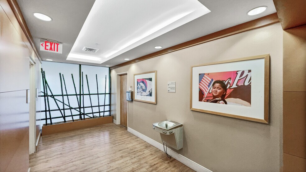 More Photos Of 6301 Mountain Vista St, Henderson Medical For Lease