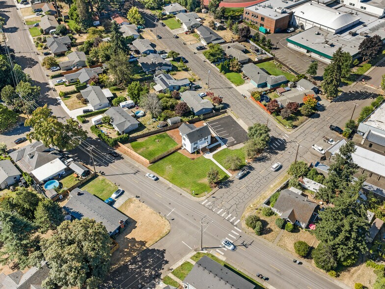 More Photos Of 525 SW 4th Ave, Canby Apartments For Sale