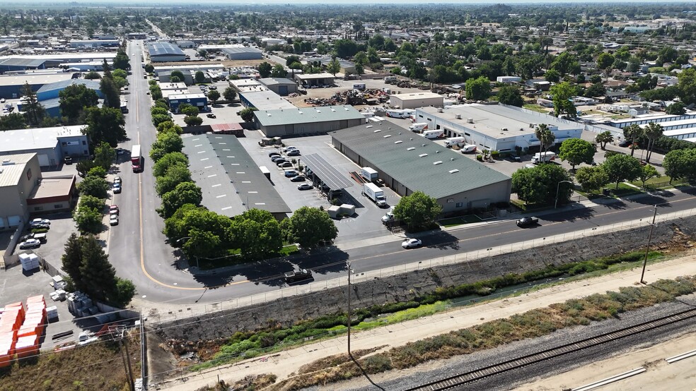 More Photos Of 617 Winmoore Way, Modesto Warehouse For Lease