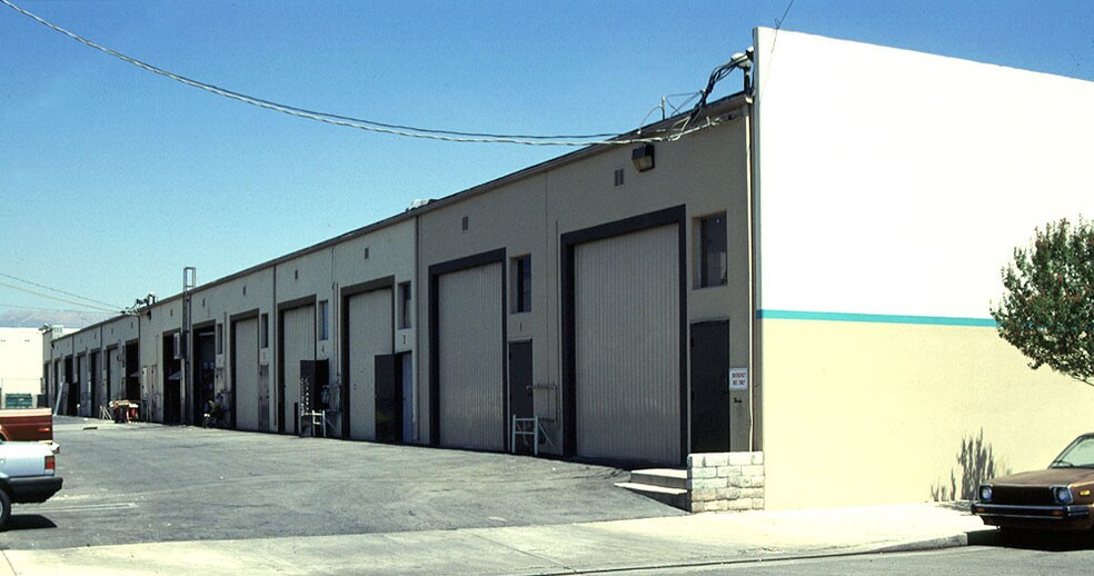 More Photos Of 7801 Canoga Ave, Canoga Park Warehouse For Lease