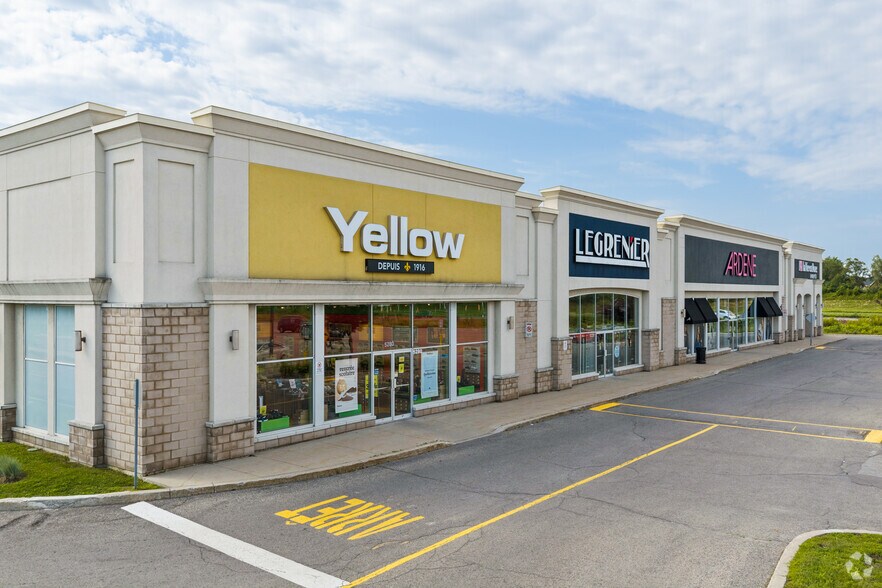 More Photos Of 5205 Boul Robert-Bourassa, Laval Unknown For Lease
