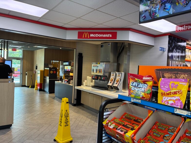More Photos Of 24061 W Eames St, Channahon Service Station For Sale