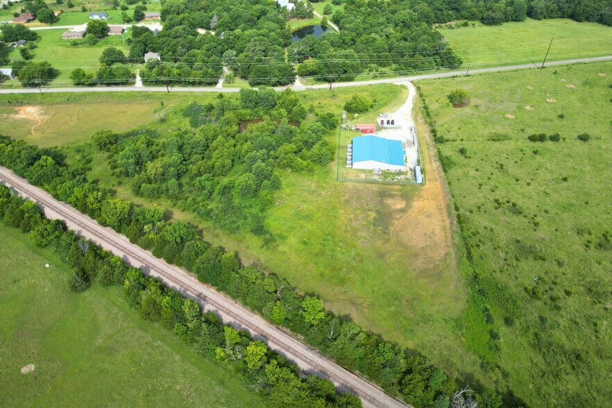 More Photos Of 12770 County Road 3580, Ada Sports And Entertainment For Sale