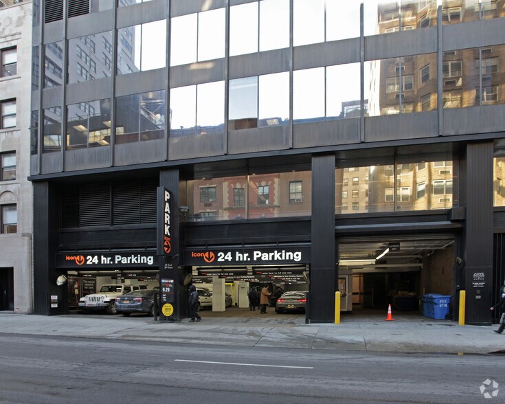 More Photos Of 90 Park Ave, New York Office For Lease