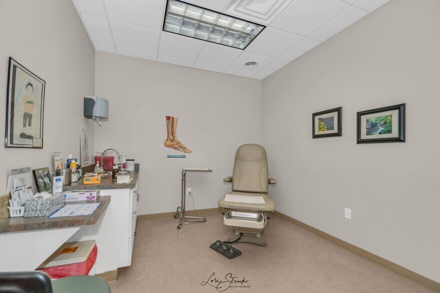 More Photos Of 2825 W Division St, Manteno Medical For Sale