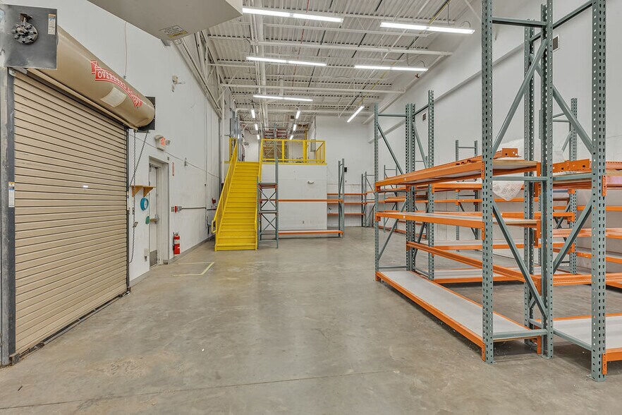 More Photos Of 351 Brighton Ave, Rochester Freestanding For Lease