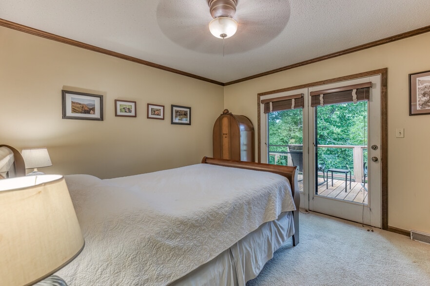 More Photos Of 19080 N Fork River Rd, Abingdon Specialty For Sale