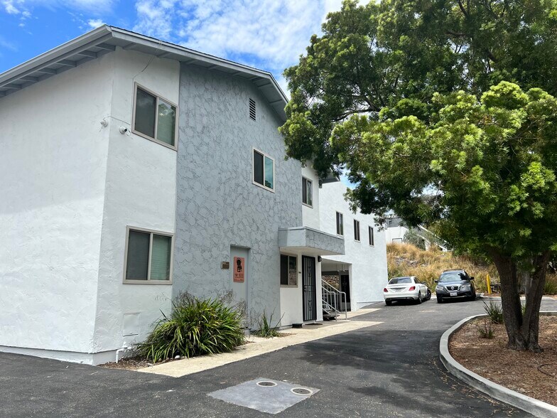 More Photos Of 3654-3660 Ruffin Rd, San Diego Unknown For Lease