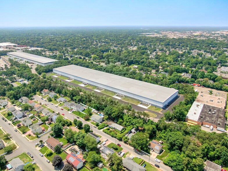 More Photos Of 145 Candlewood Rd, Bay Shore Warehouse For Lease