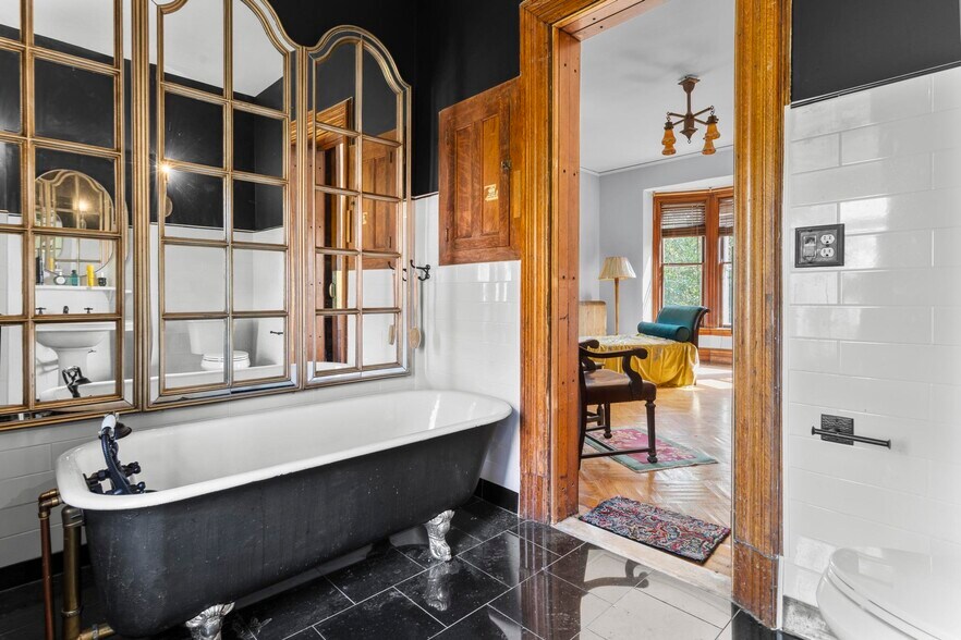 More Photos Of 4 Wethersfield Ave, Hartford Loft Creative Space For Sale