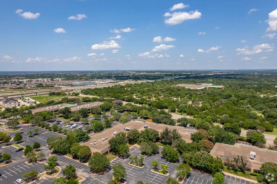 More Photos Of 13640 Briarwick Dr, Austin Unknown For Lease
