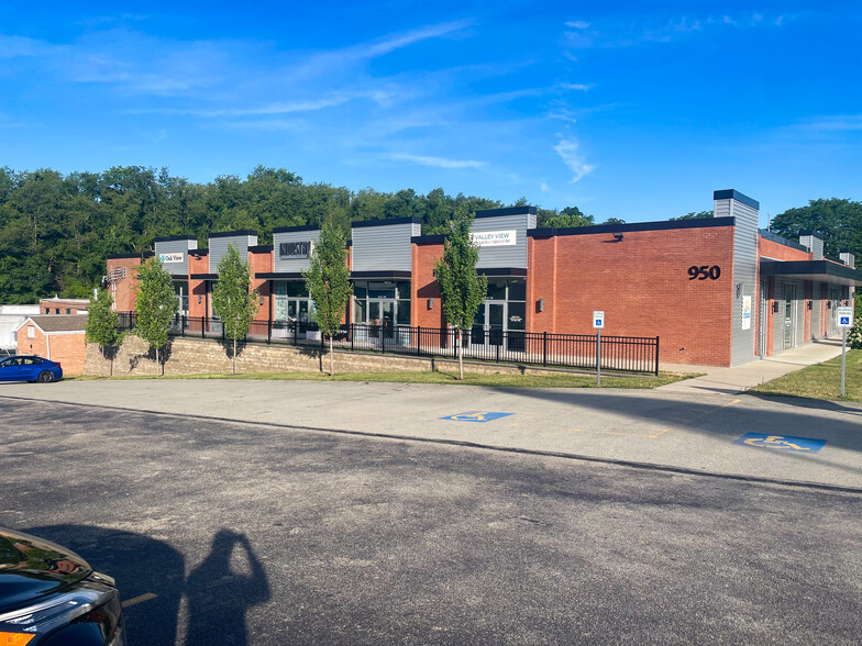 Primary Photo Of 950 Manifold Rd, Washington Storefront Retail Office For Lease