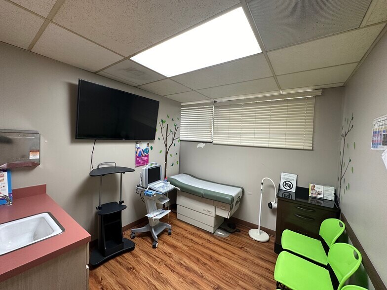 More Photos Of 4950 San Bernardino St, Montclair Medical For Sale