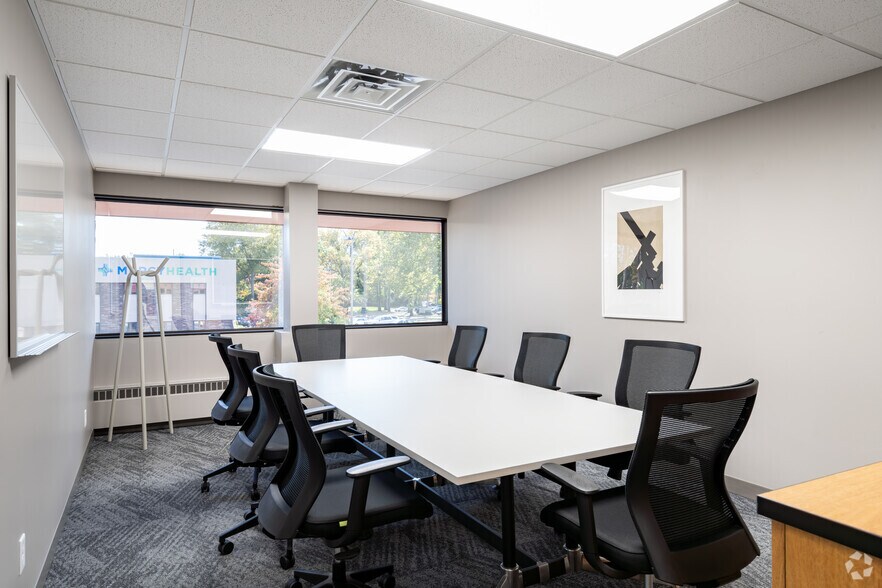 More Photos Of 3950 Sunforest Ct, Toledo Coworking Space