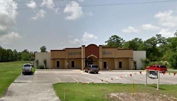 Primary Photo Of 12273 IH-10 E, Orange Auto Dealership For Sale