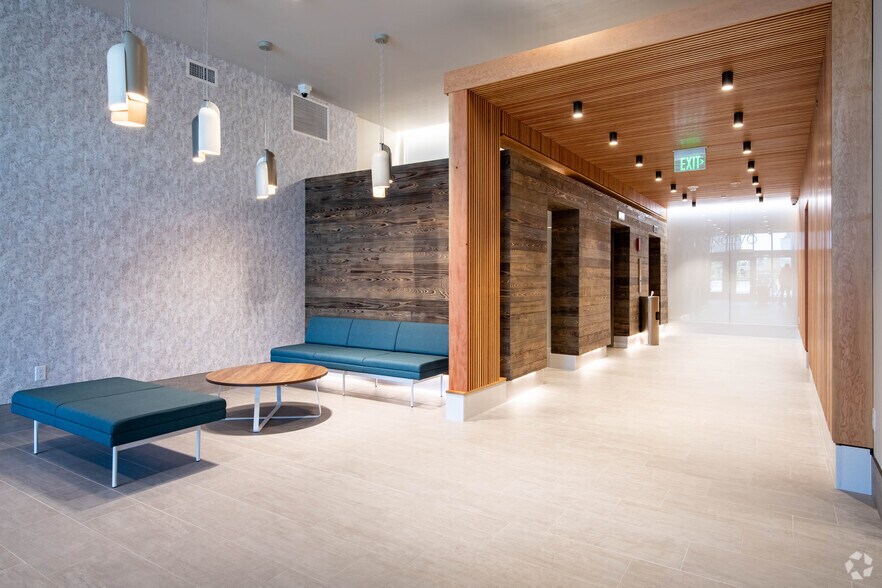 More Photos Of 216 S Pinckney St, Madison Apartments For Lease