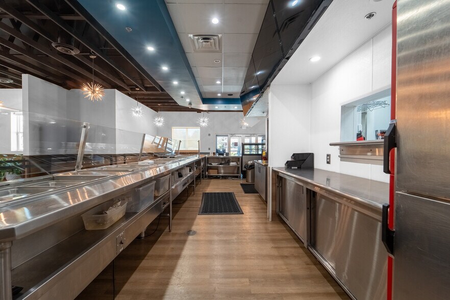 More Photos Of 6912 Douglas Blvd, Douglasville Restaurant For Sale