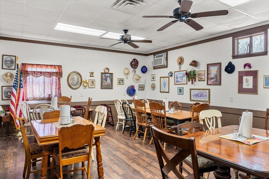 More Photos Of 800 E Main St, Omaha Restaurant For Sale