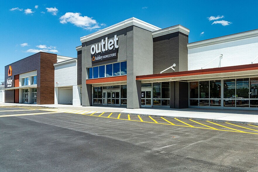 Primary Photo Of 3435 Wrightsboro Rd, Augusta Unknown For Lease