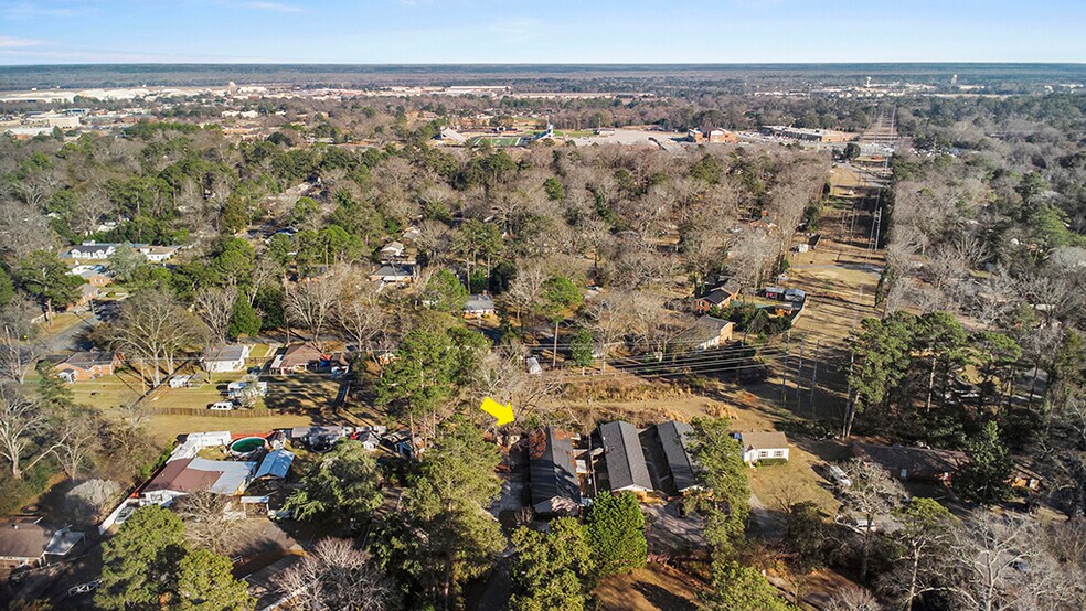 More Photos Of 101 Delwood Cir, Warner Robins Apartments For Sale