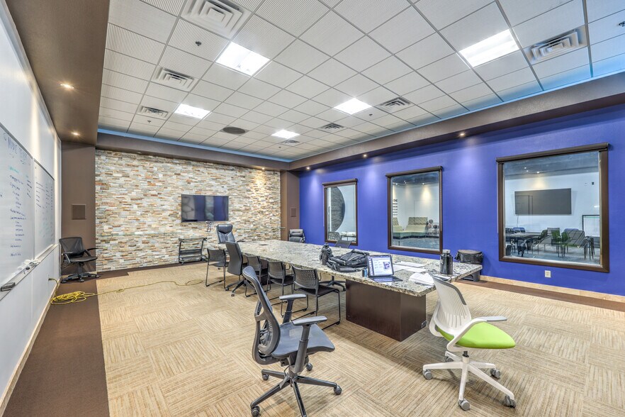 More Photos Of 955 Grier Dr, Las Vegas Light Distribution For Lease