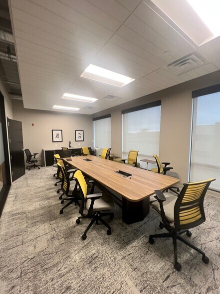 More Photos Of 232 3rd St N, La Crosse Office For Sale