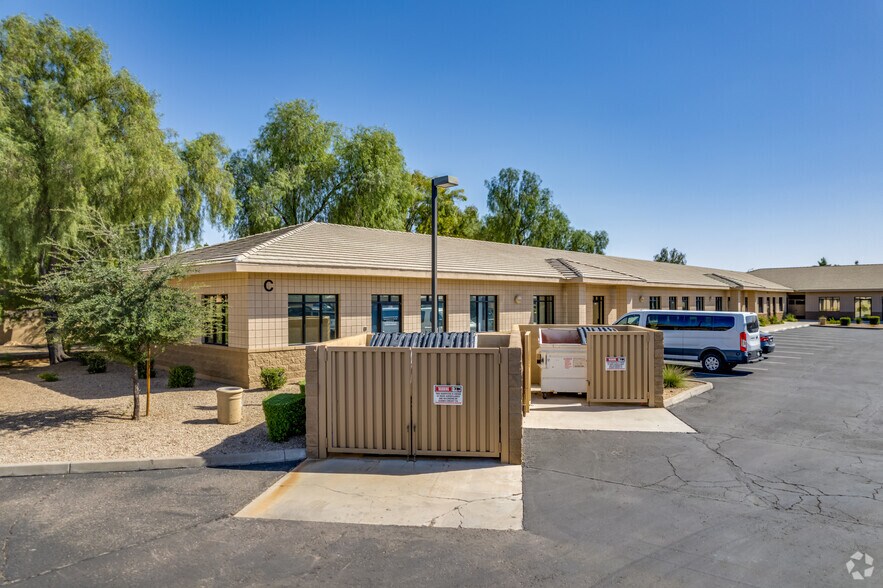 More Photos Of 18001 N 79th Ave, Glendale Office For Lease