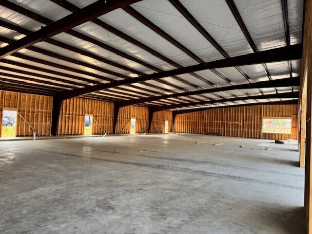 More Photos Of 4380 Roy Rd, Shreveport Flex For Lease