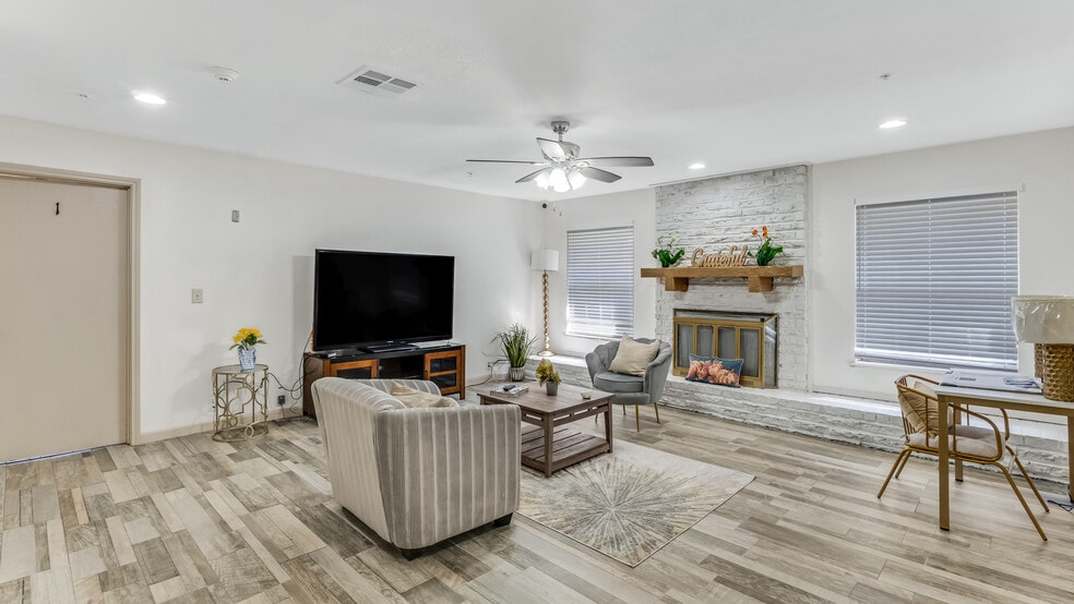 More Photos Of 5807 Old Lodge Dr, Houston Assisted Living For Sale