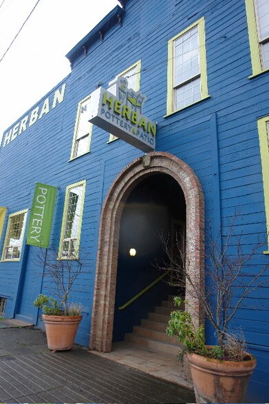 More Photos Of 3200-3220 1st Ave S, Seattle Office For Lease