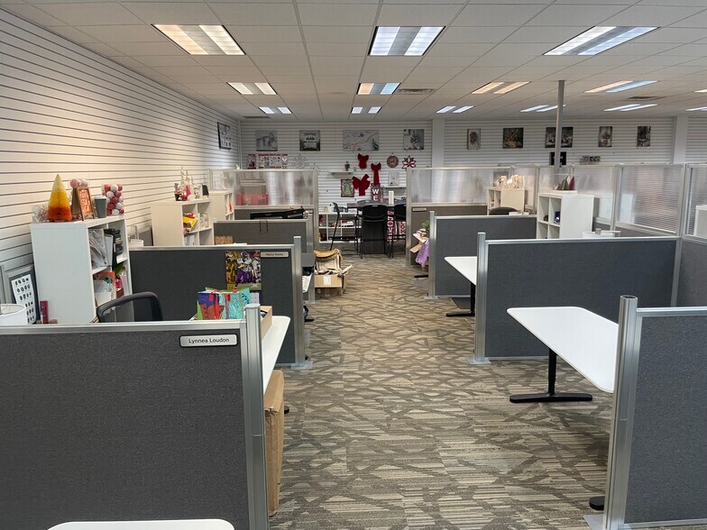 More Photos Of 223 1st Ave SE, Clara City Distribution For Lease