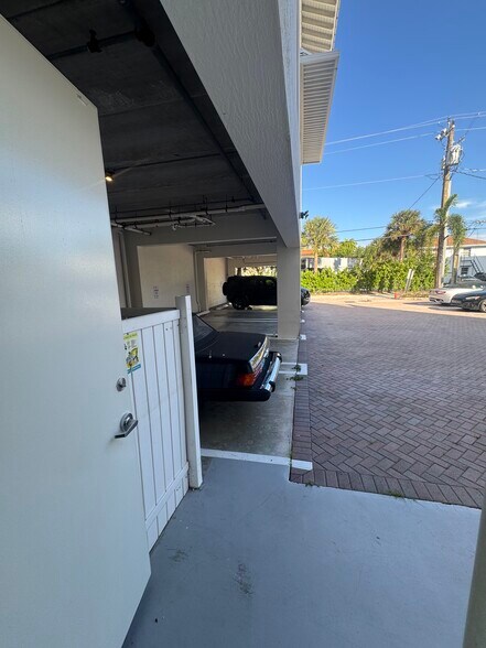 More Photos Of 103 SE 4th Ave, Delray Beach Loft Creative Space For Sale