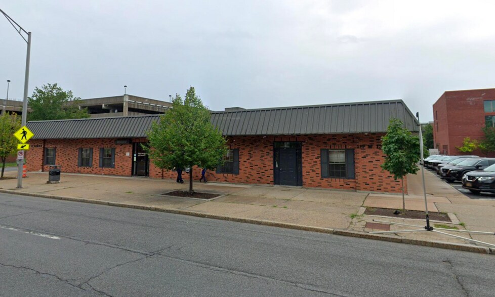 Primary Photo Of 117 W Liberty St, Rome Office For Lease
