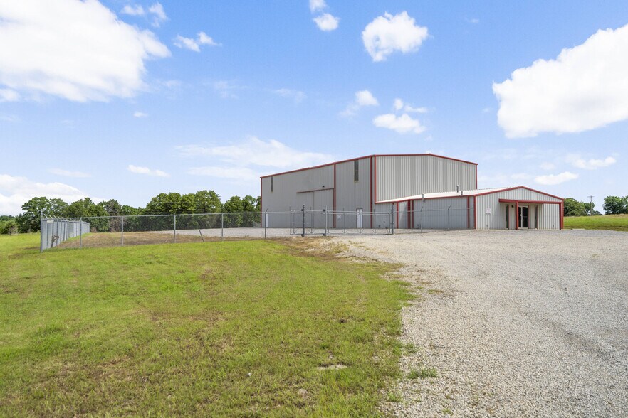 More Photos Of 1420 Virgil Anderson Dr, Drumright Industrial For Lease