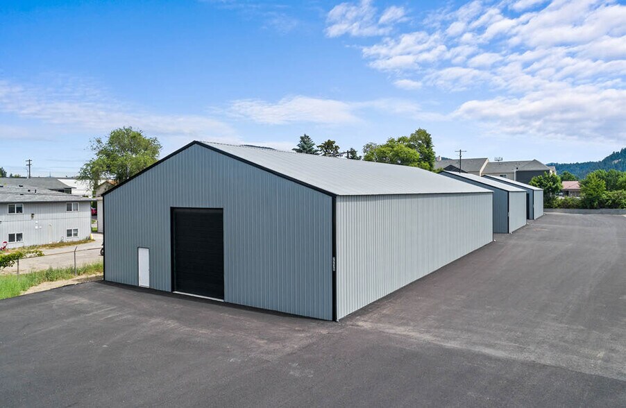 More Photos Of 2226 N Government Way, Coeur d'Alene Light Distribution For Lease