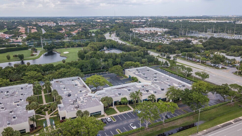 More Photos Of 901-925 Clint Moore Rd, Boca Raton Loft Creative Space For Lease