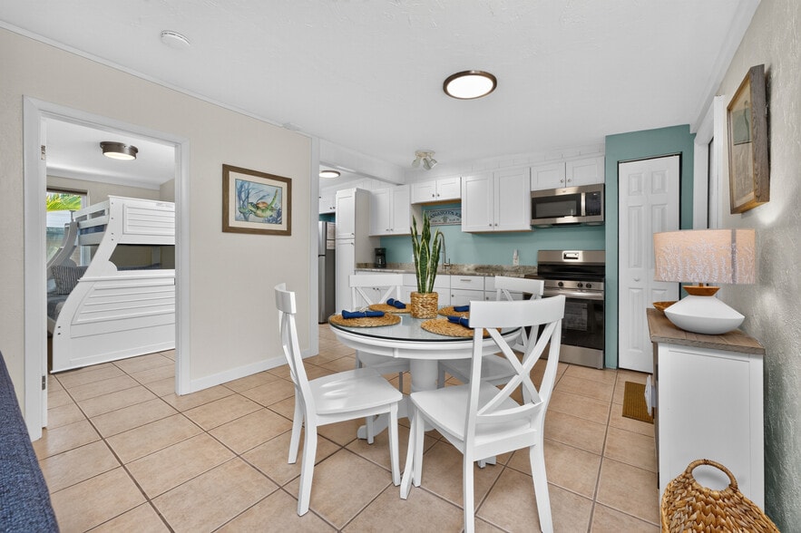 More Photos Of 1130 Gulf Blvd, Englewood Apartments For Sale