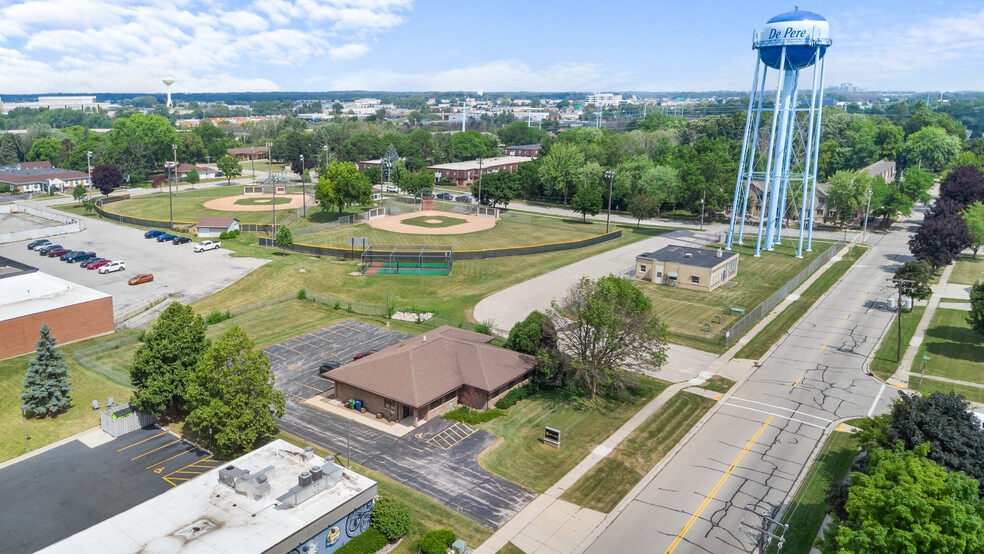 More Photos Of 277 N 9th St, De Pere Medical For Lease