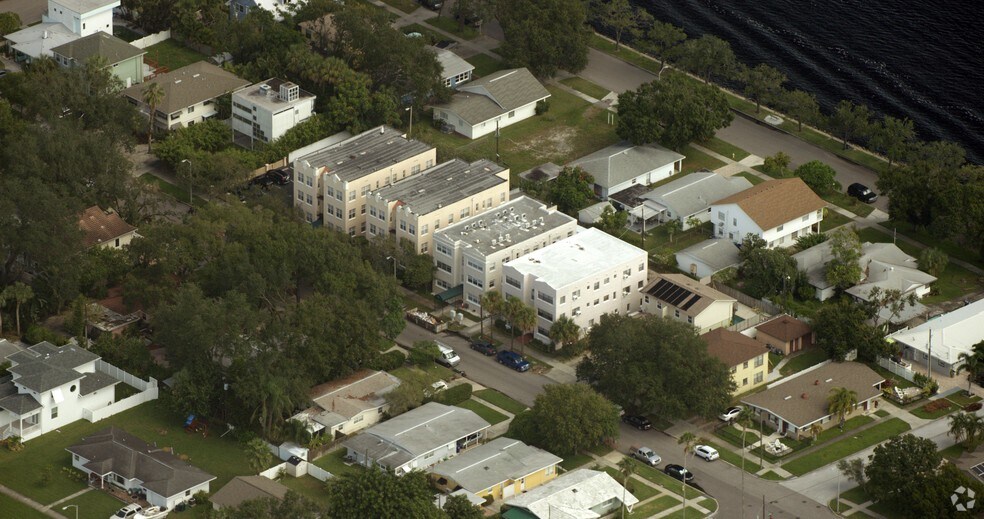 More Photos Of 515 Columbia Dr, Tampa Apartments For Sale