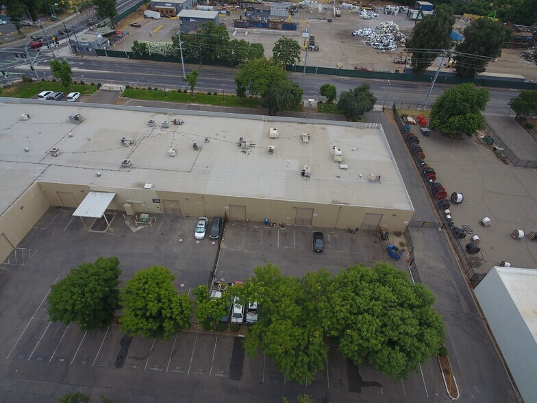 More Photos Of 1103 N B St, Sacramento Flex For Lease