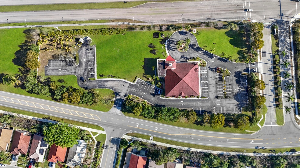 More Photos Of 7025 Summerville Ter, Lake Worth Religious Facility For Sale