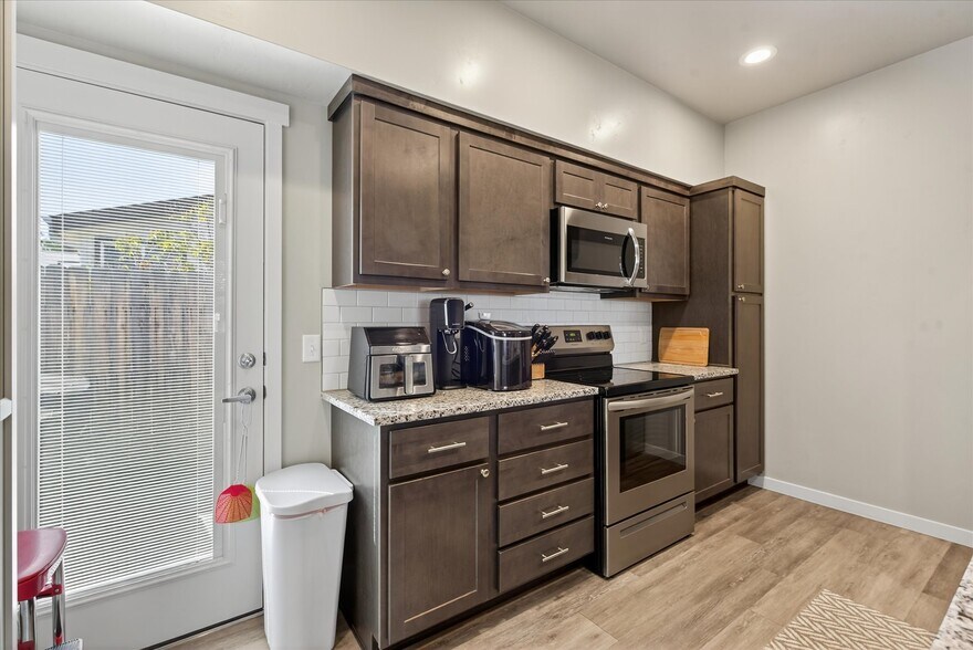More Photos Of 2840 Clark St, Baker City Multifamily For Sale