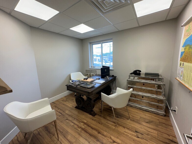 More Photos Of 2815 Monroe Ave, Rochester Storefront Retail Office For Lease